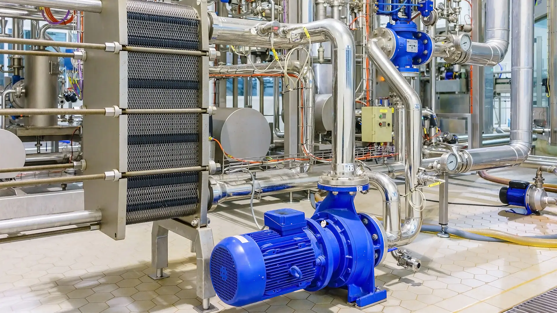 Cost-Saving-Benefits-of-Renting-Industrial-Pumps