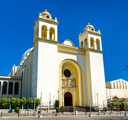 San Salvador a vibrant blend of history and modernity