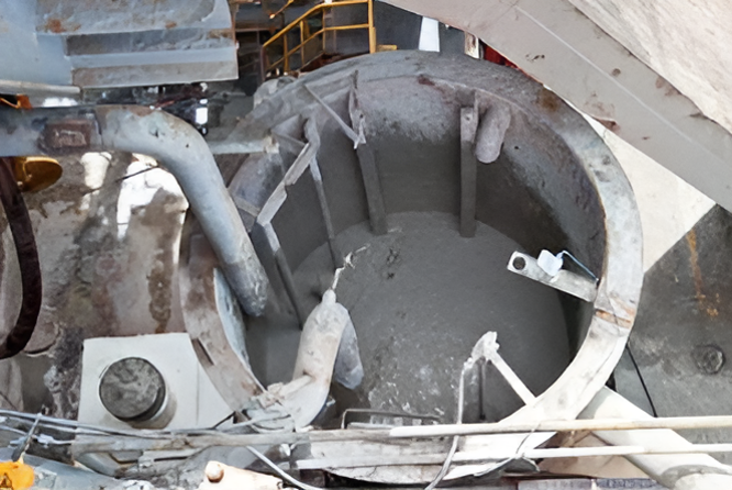 drilling-mud-open-pit_enhanced EDDY Submersible Pump