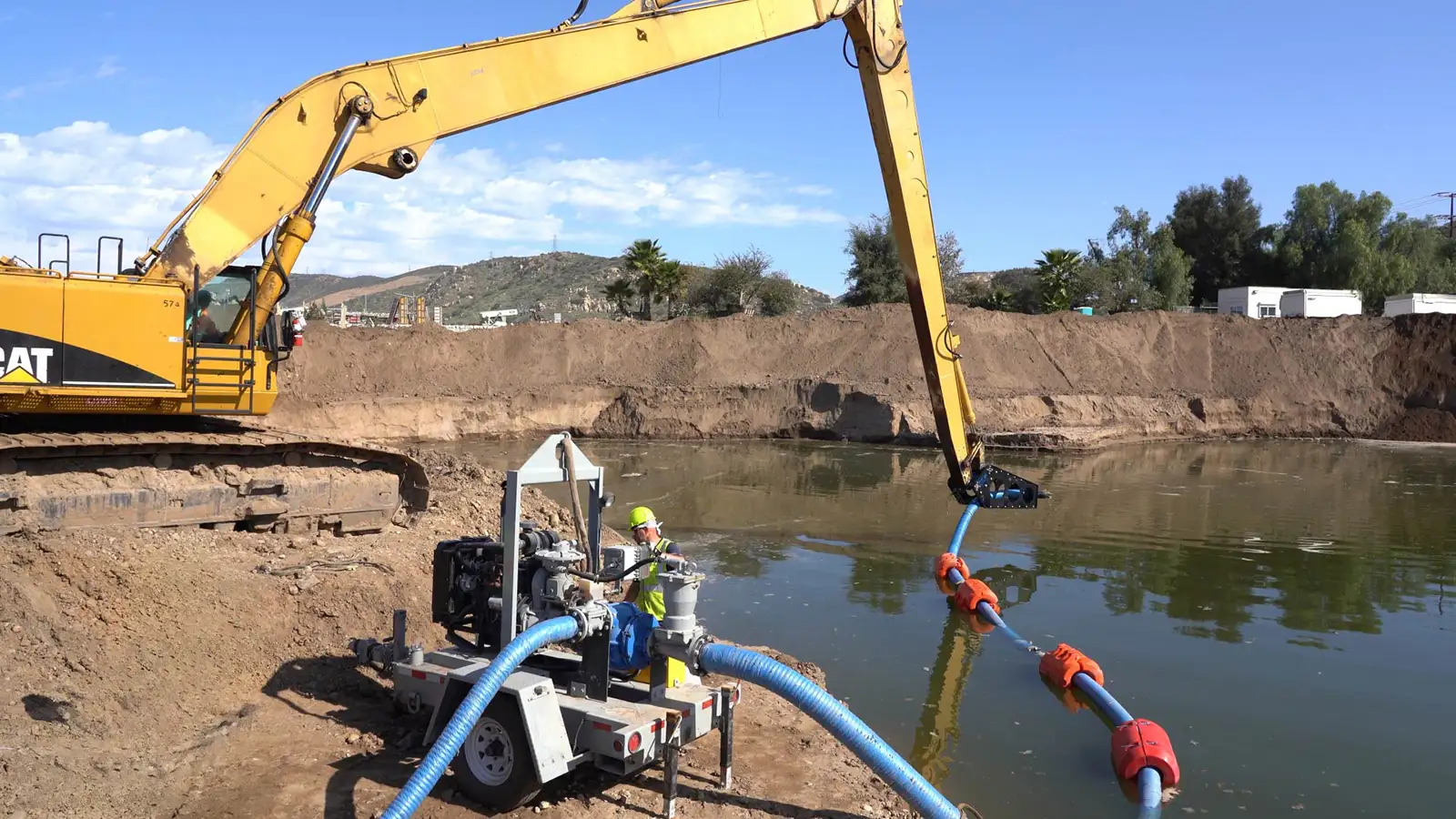 eddy-what-is-a-self-priming-excavator-pump
