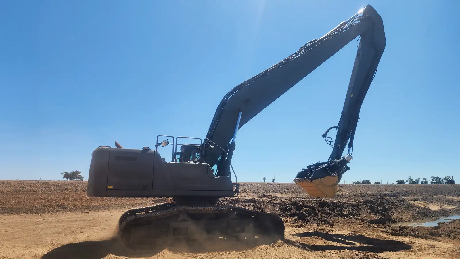 Hydraulic Excavator Compatibility Hydraulic Excavator Compatibility Chart Showing Compatible Machine Brands And Tonnage Classes